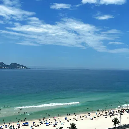 Luxuoso apartamento vista mar Barra-3